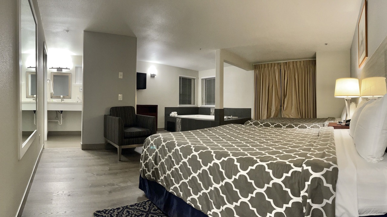 Photo of Bedroom in Westminster Triangle