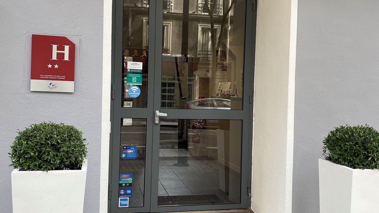 Photo of Outdoor in Republique–Point-du-Jour