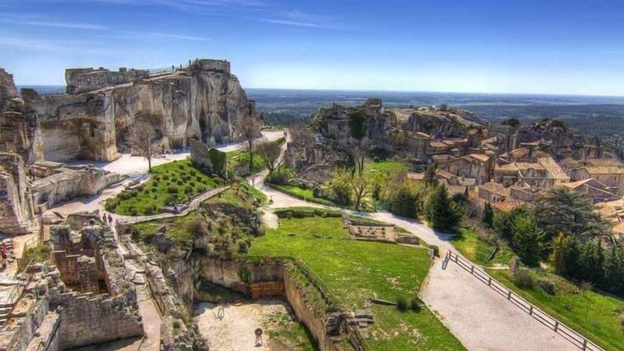 Photo of Others in Le Sambuc