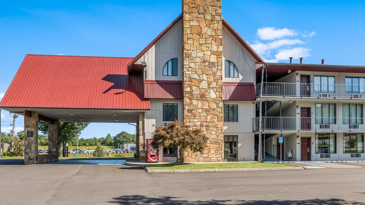 Photo of Outdoor in Dandridge