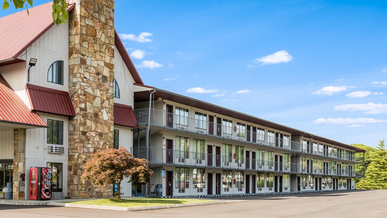 Photo of Outdoor in Dandridge