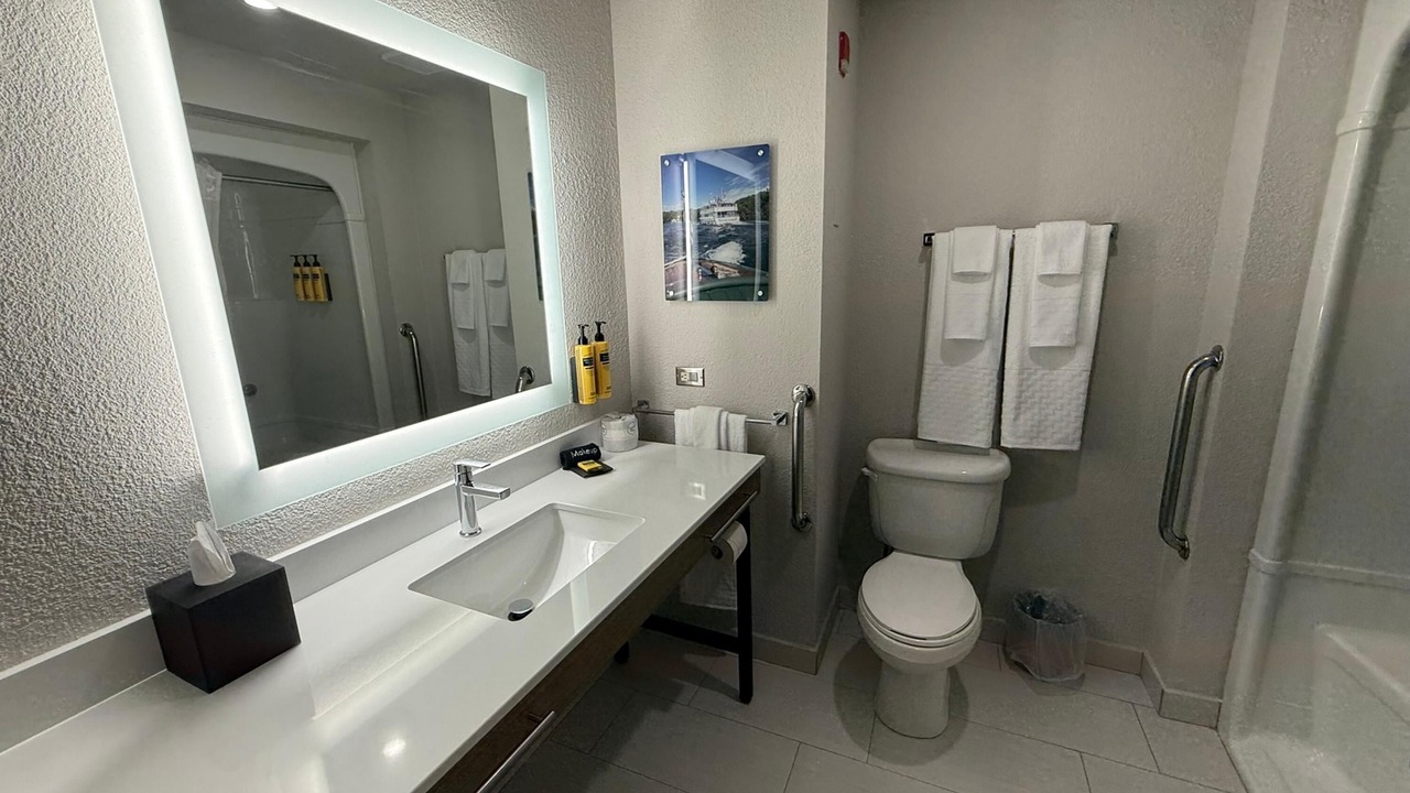 Photo of Bathroom in Gananoque