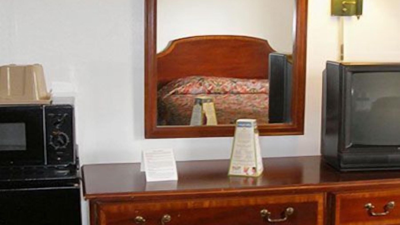 Photo of Bedroom in Center Valley