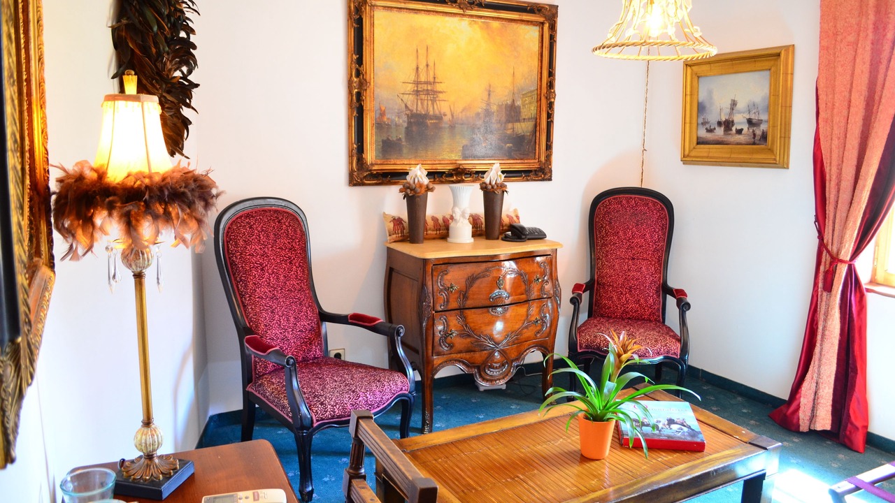 Photo of Bedroom in Saint-Laurent-des-Arbres