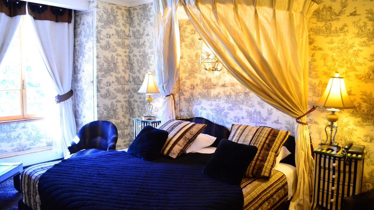 Photo of Bedroom in Saint-Laurent-des-Arbres