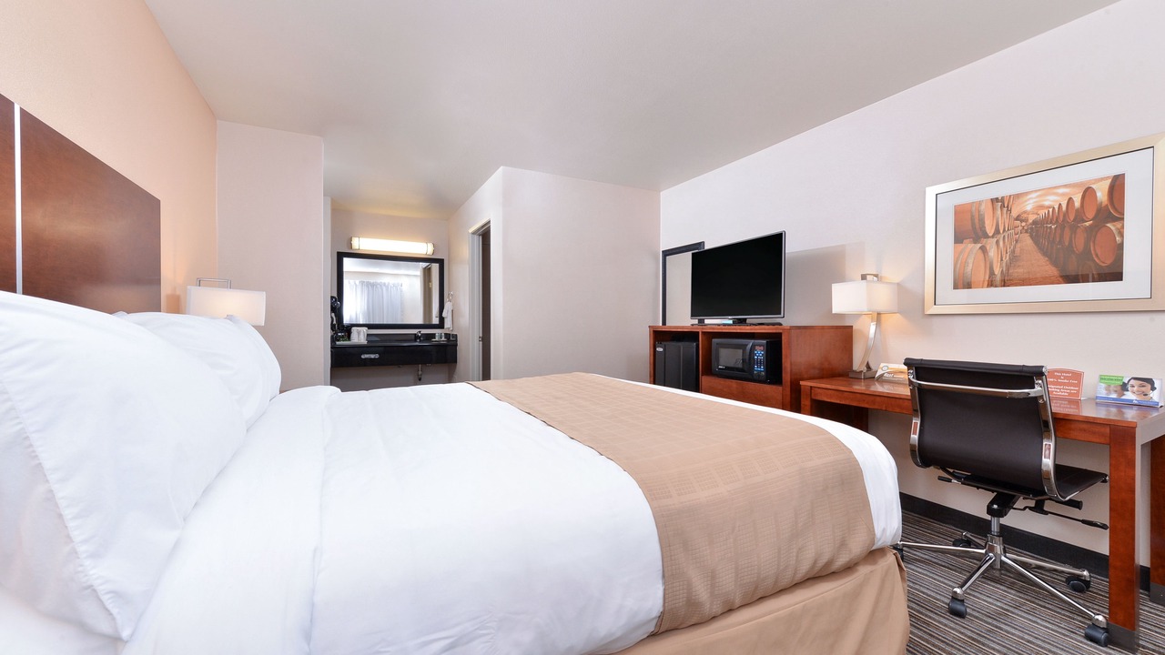 Photo of Bedroom in Martinez