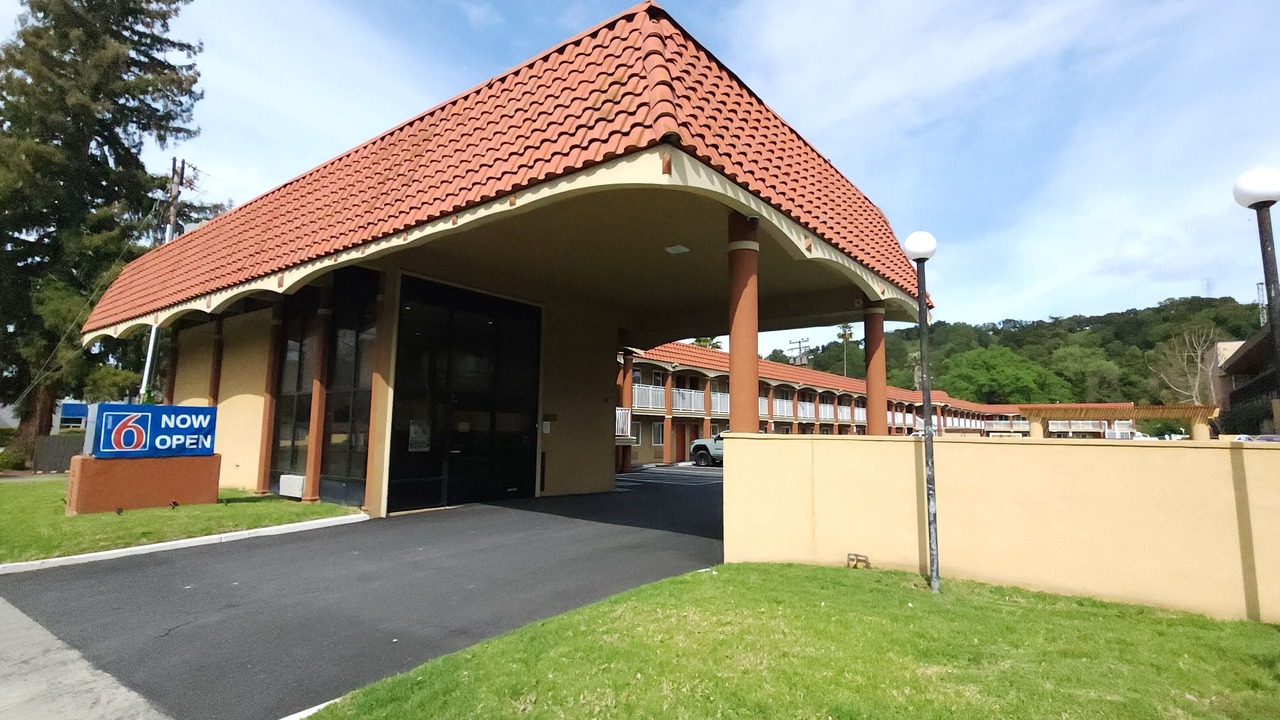 Photo of Outdoor in Martinez