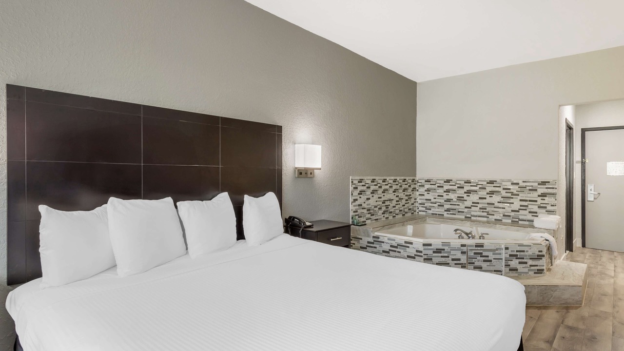 Photo of Bedroom in Texas City