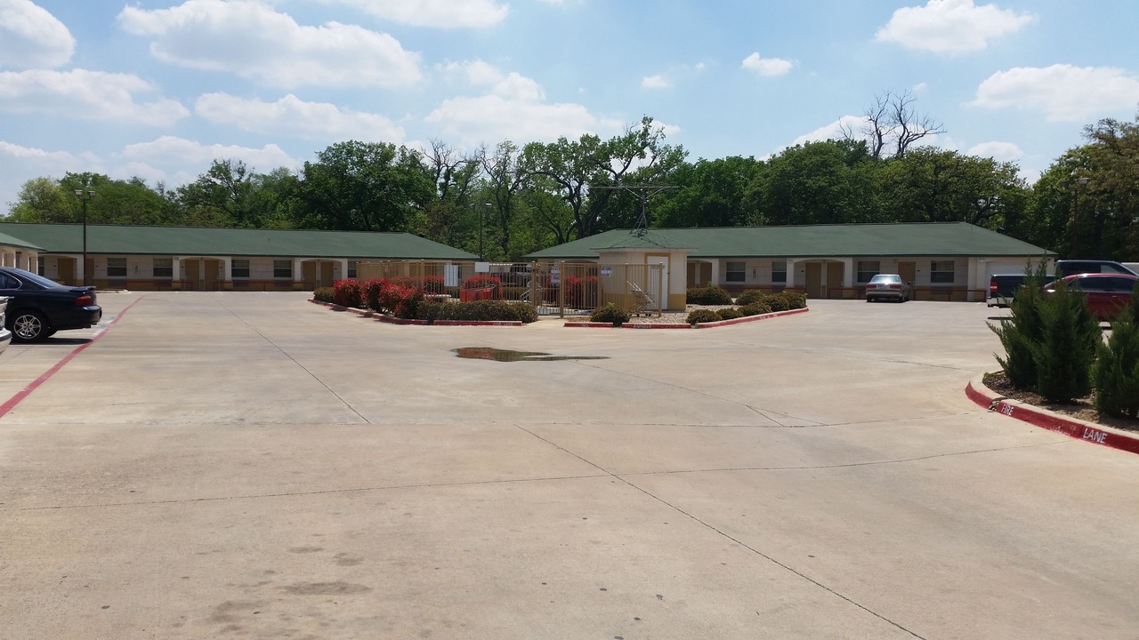 Photo of Outdoor in Haltom City