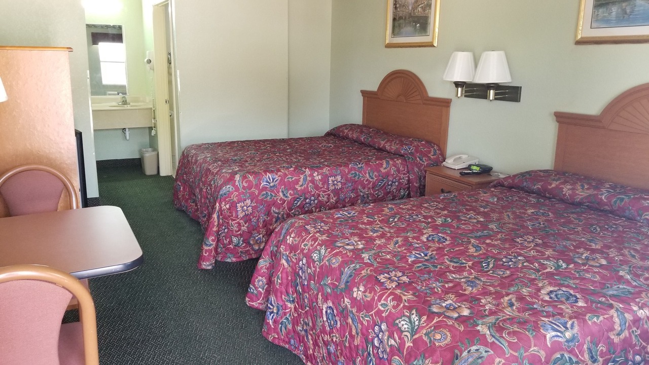 Photo of Bedroom in Haltom City