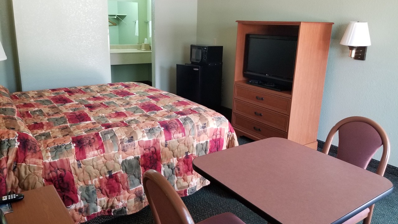 Photo of Bedroom in Haltom City