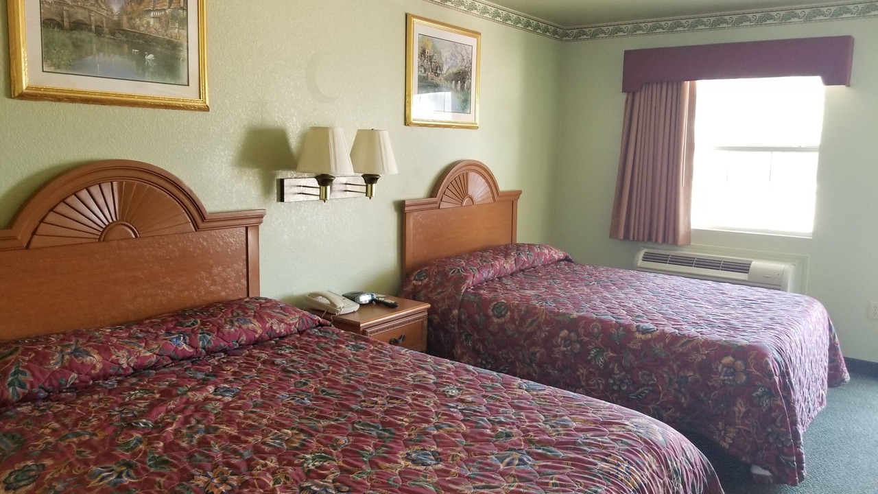 Photo of Bedroom in Haltom City