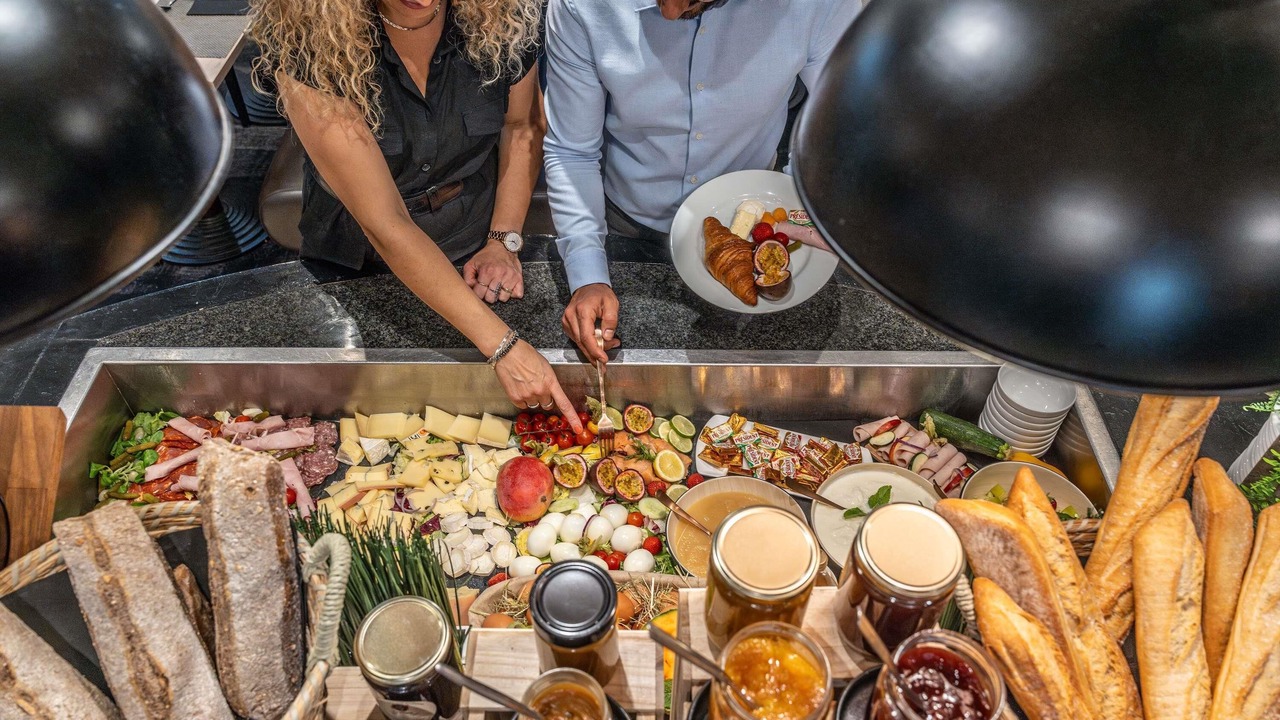 Photo of Others in Bollee