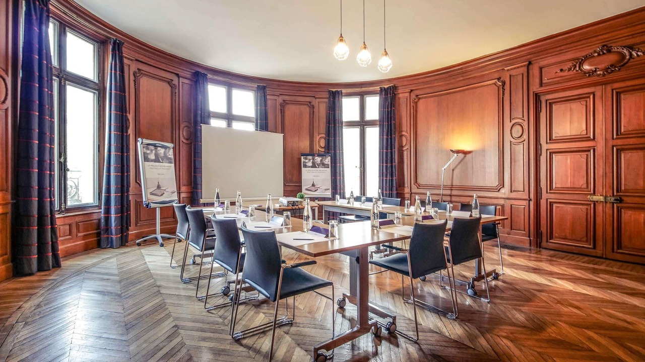 Photo of Others in Bollee