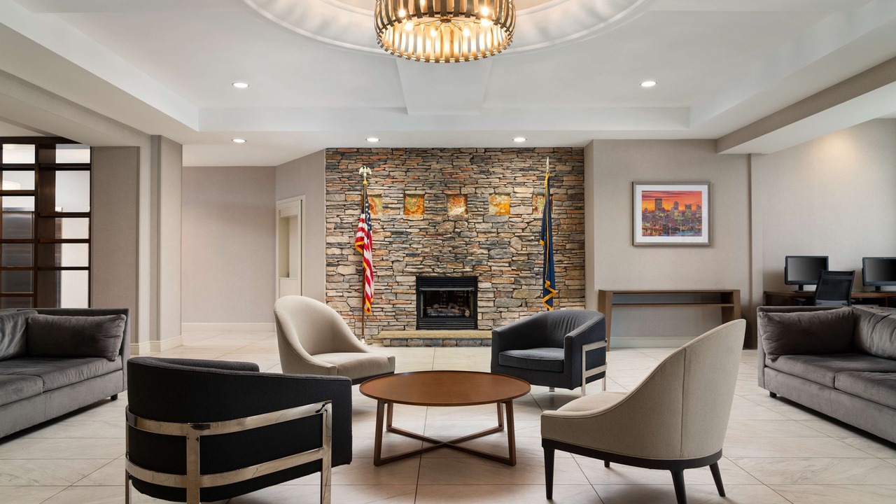 Photo of Livingroom in Moon Township