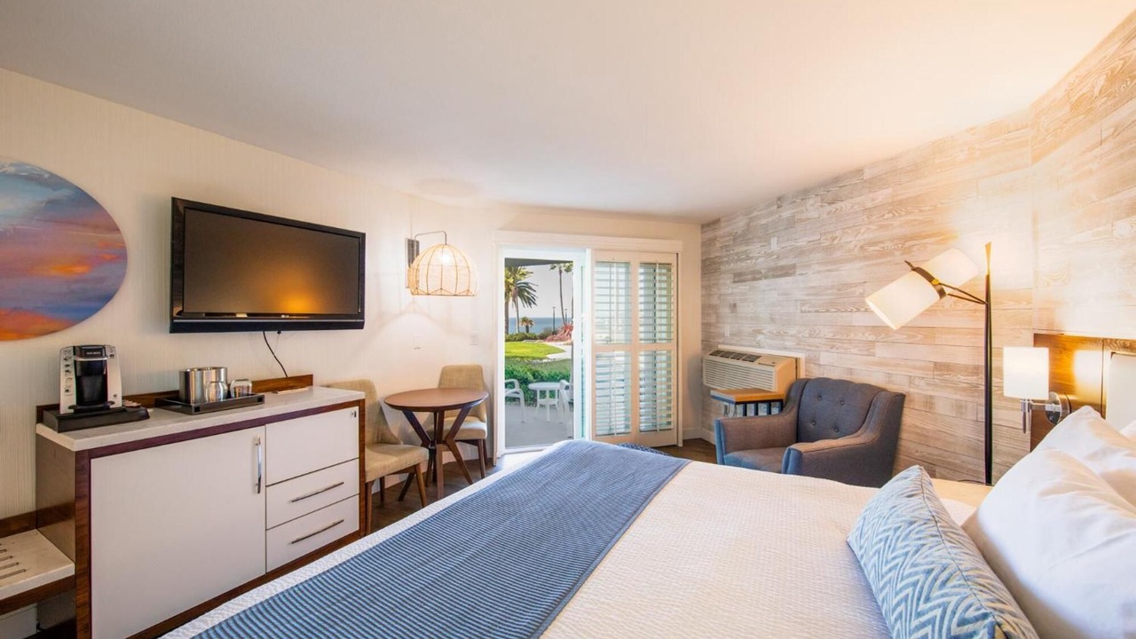 Photo of Bedroom in Motel District