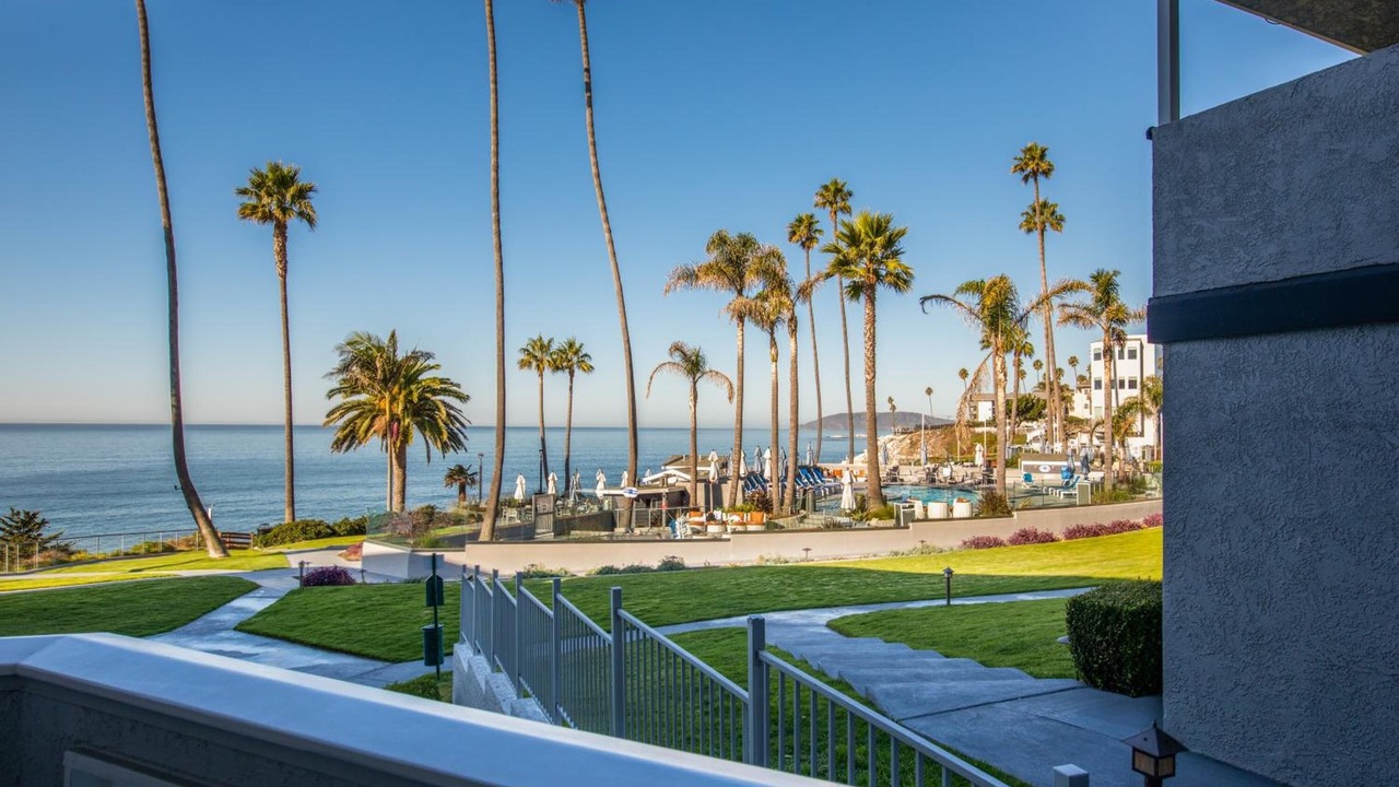 Photo of Patio Balcony in Motel District