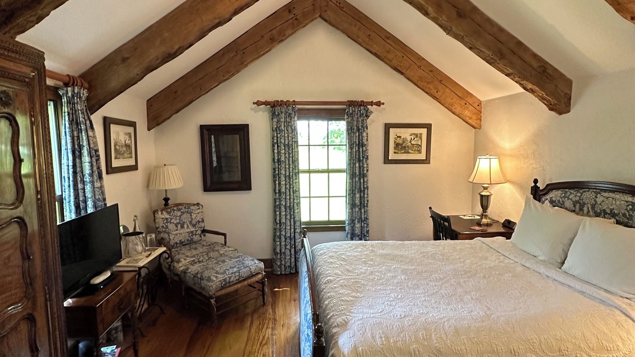 Photo of Bedroom in Middleburg