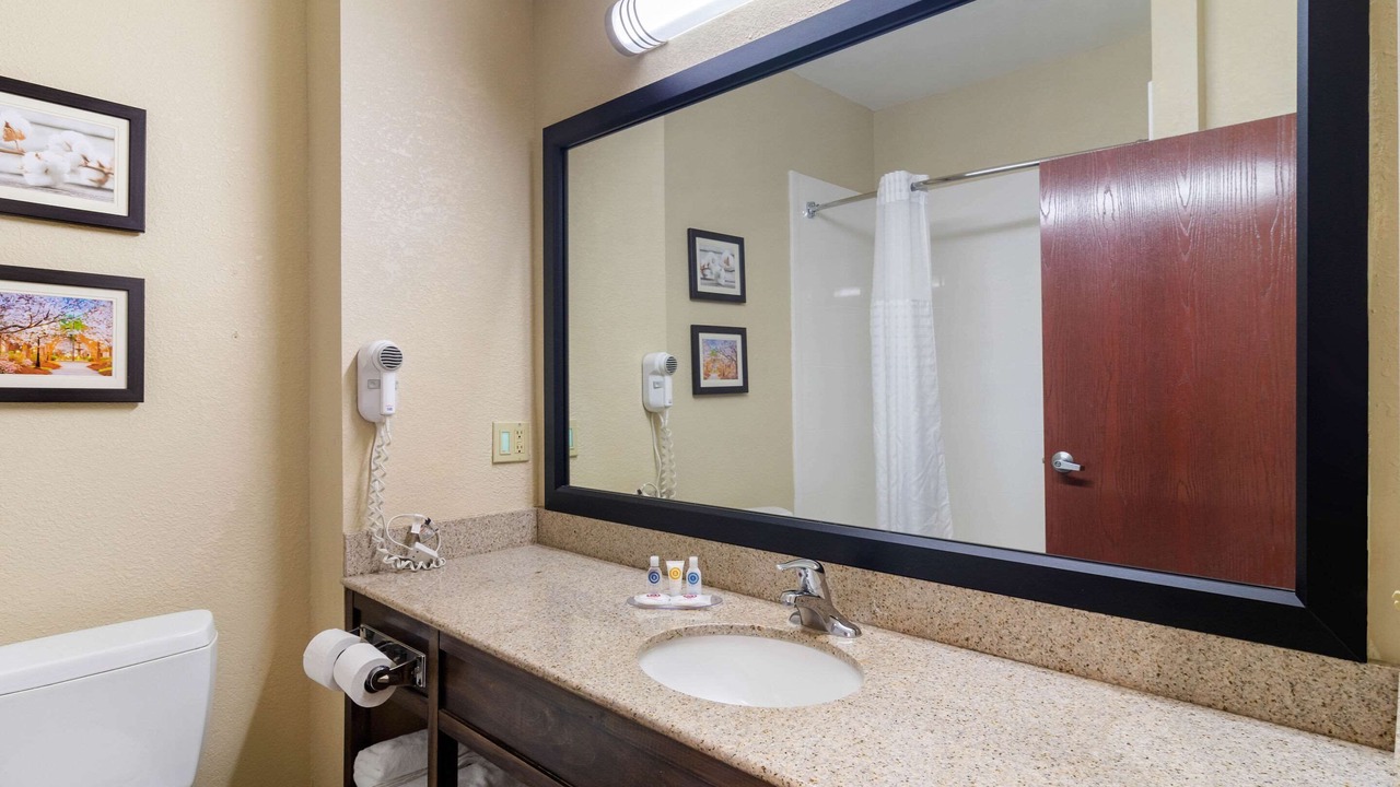 Photo of Bathroom in Griffin