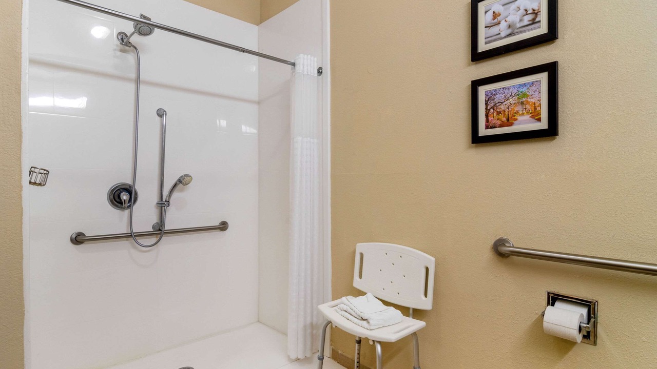 Photo of Bathroom in Griffin