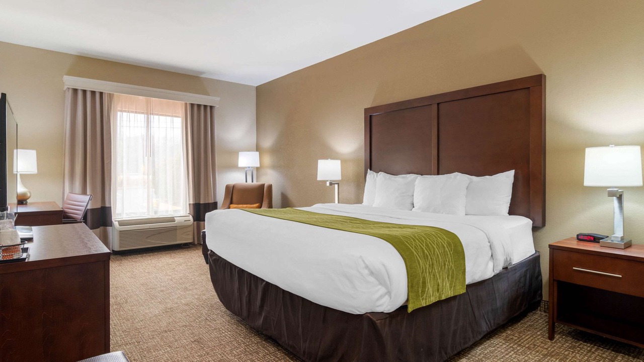 Photo of Others in Griffin