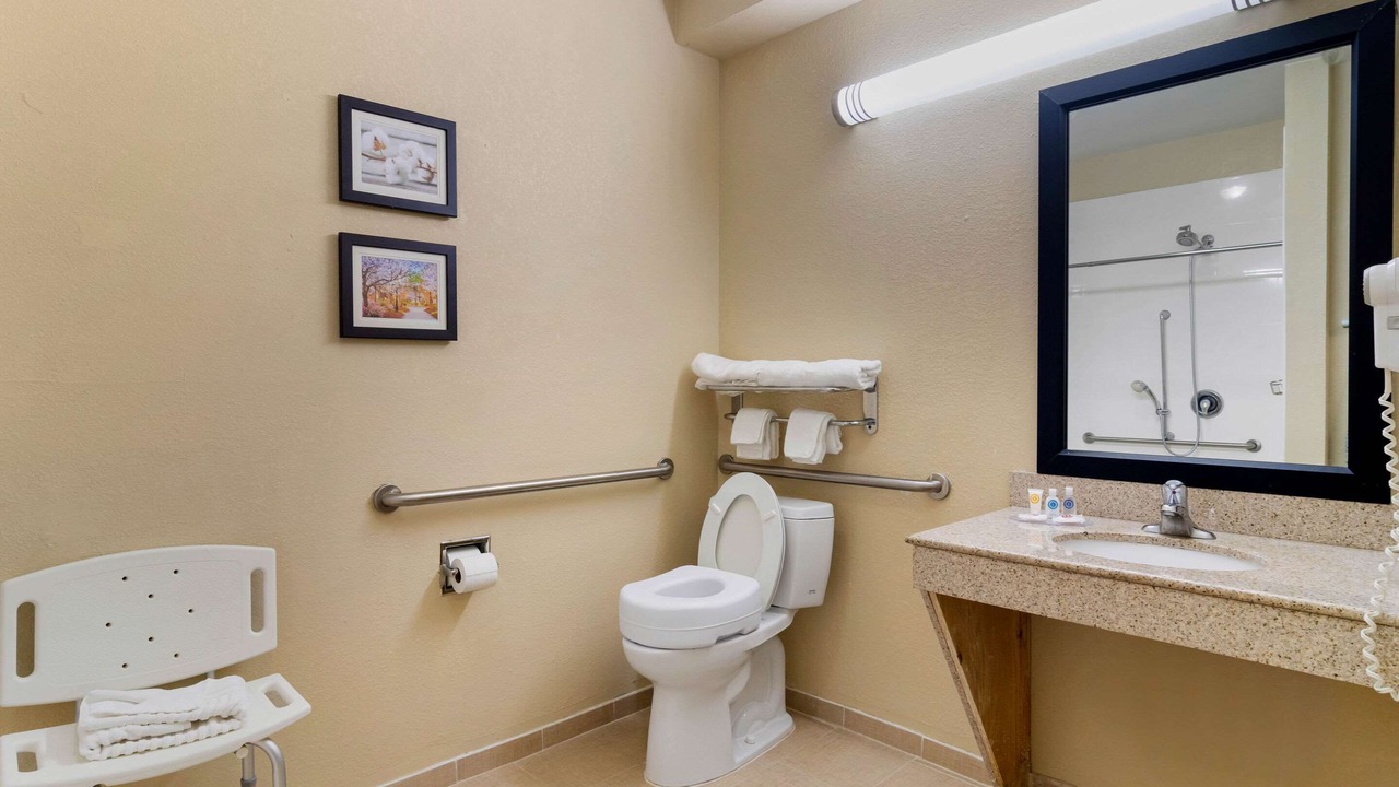 Photo of Bathroom in Griffin