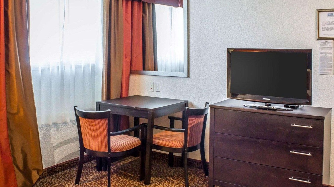 Photo of Bedroom in West Okoboji