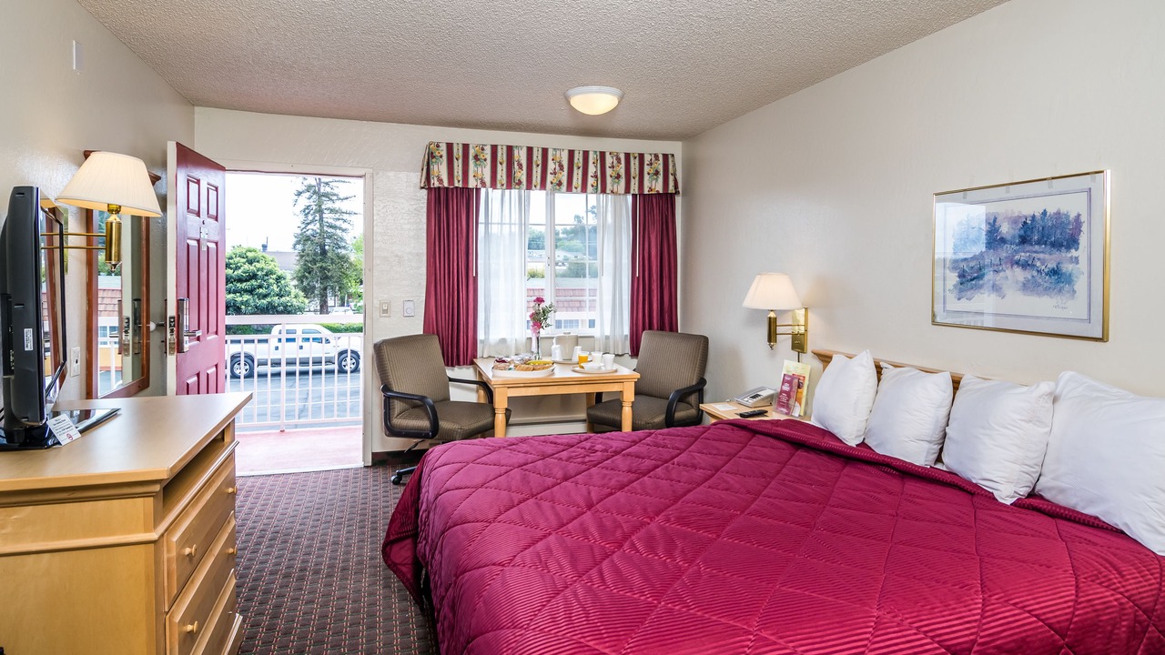 Photo of Bedroom in Hollister