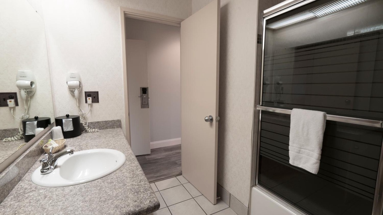 Photo of Bathroom in Lynnwood