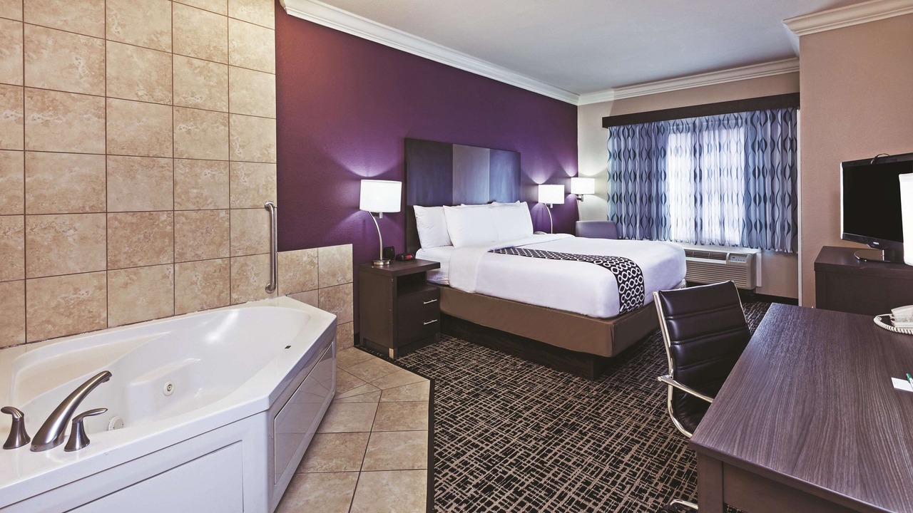 Photo of Bedroom in Corpus Christi