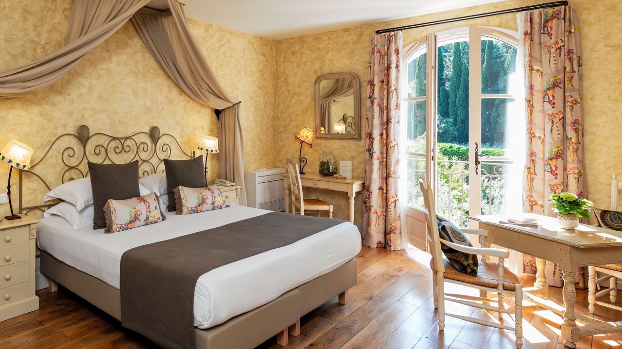 Photo of Bedroom in Les Baux-de-Provence