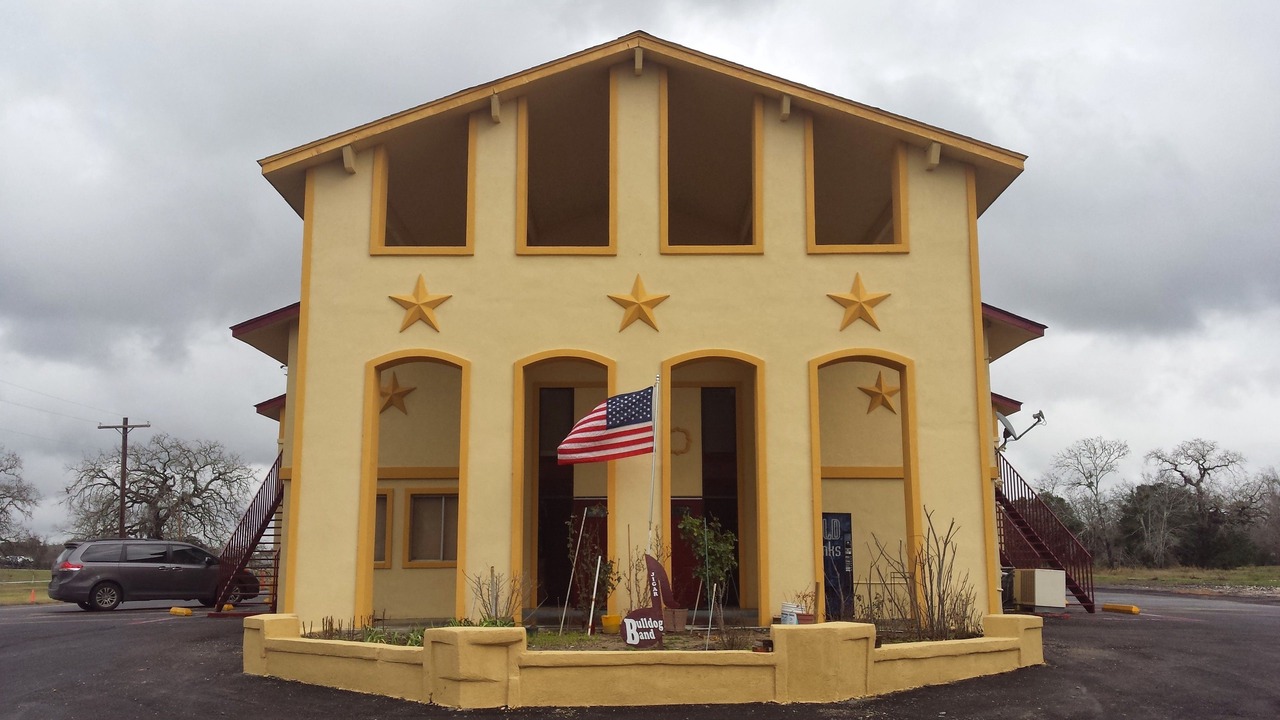 Photo of Outdoor in Flatonia