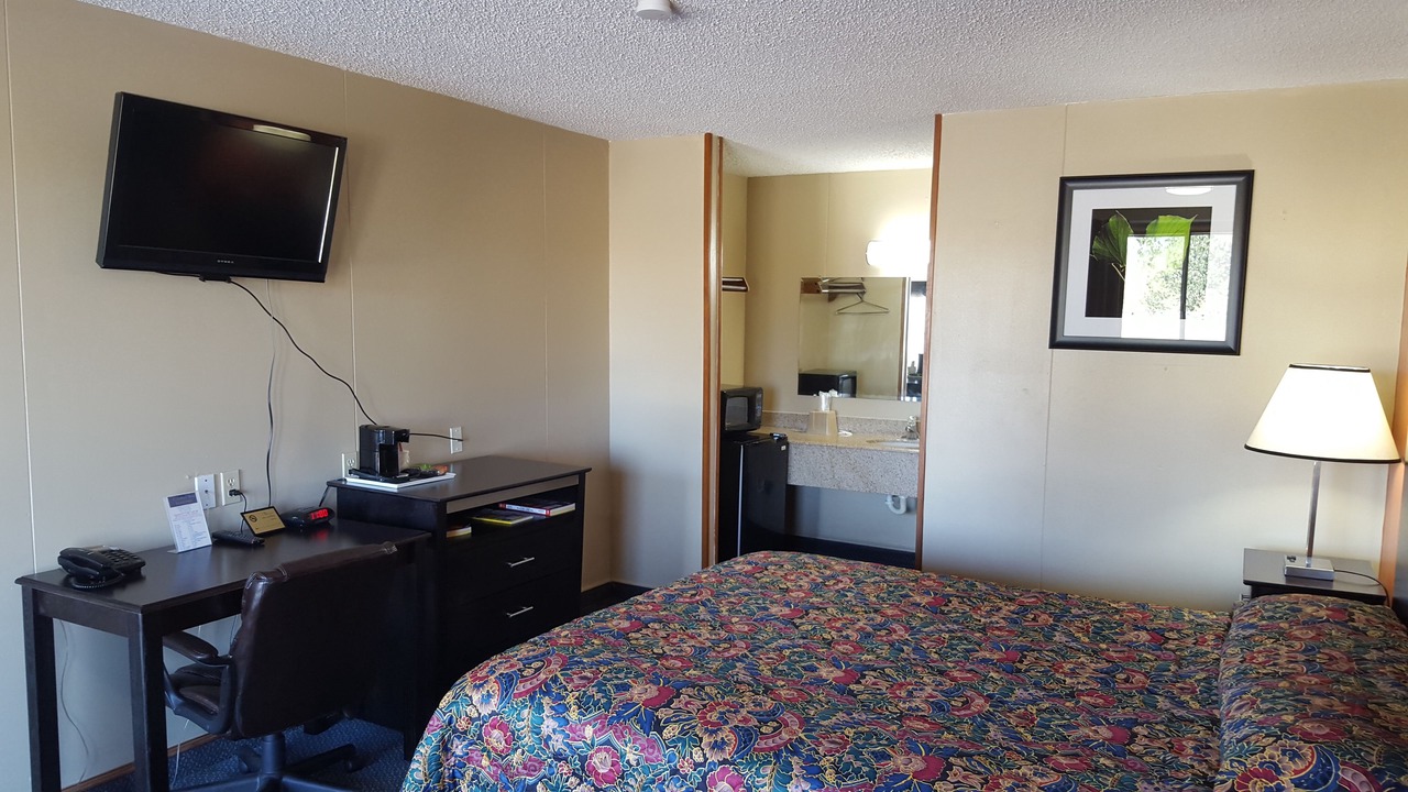 Photo of Bedroom in Flatonia