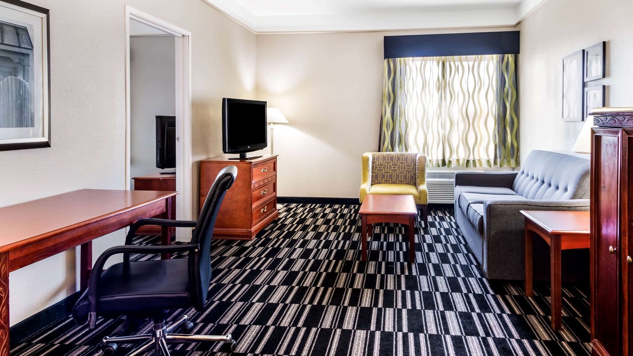Photo of Others in Roswell