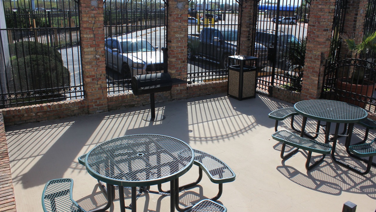 Photo of Patio Balcony in North Shore