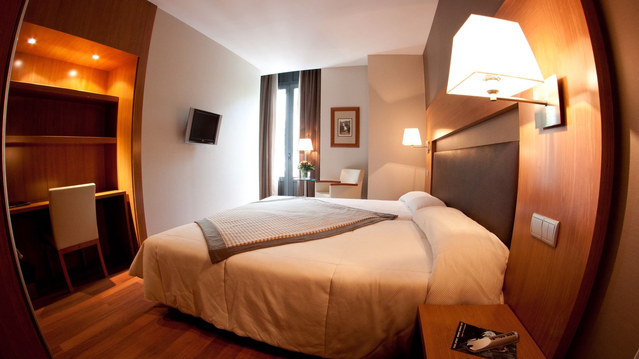 Photo of Bedroom in Bagneres-de-Luchon