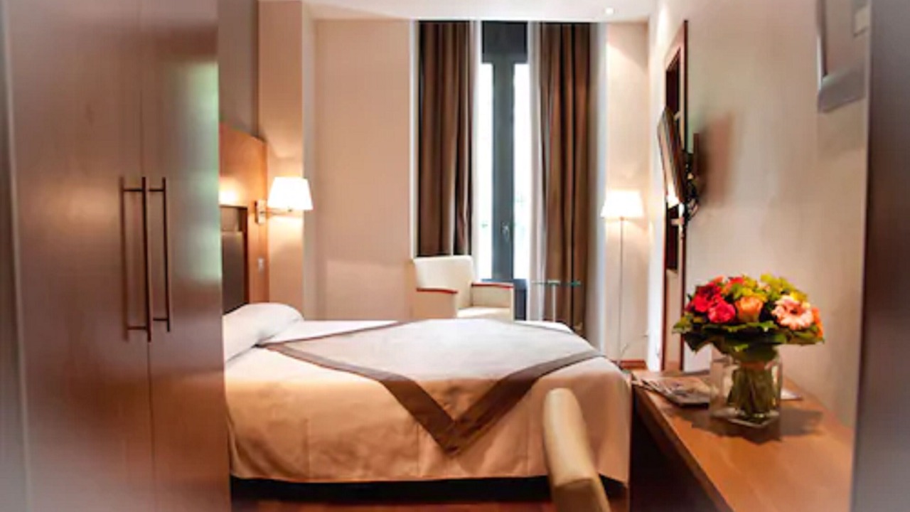 Photo of Bedroom in Bagneres-de-Luchon
