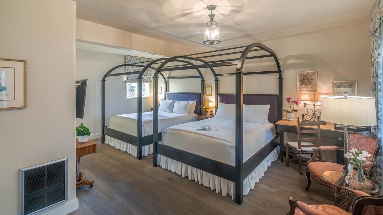 Photo of Bedroom in Golden Rectangle