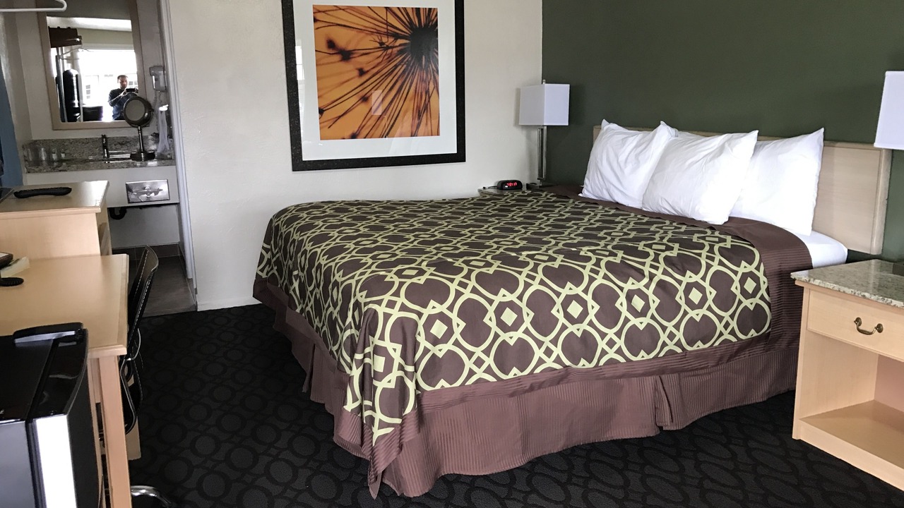 Photo of Bedroom in Downtown Eugene