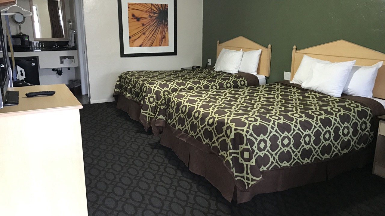 Photo of Bedroom in Downtown Eugene