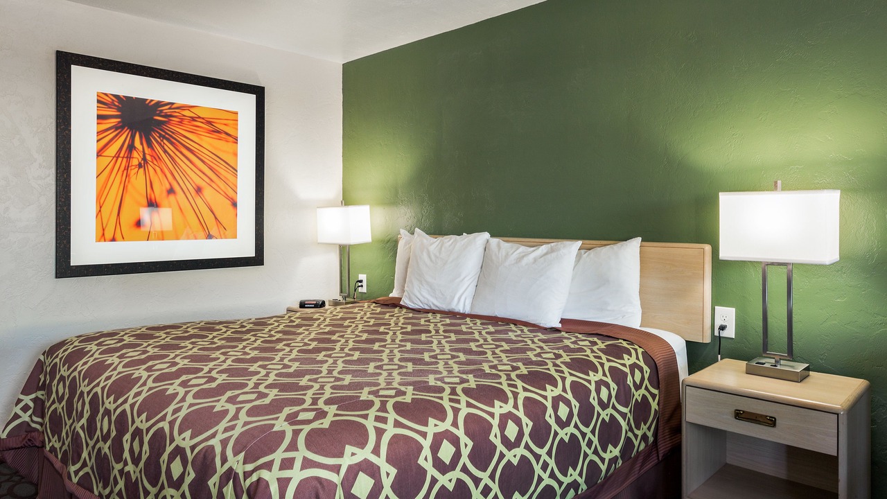 Photo of Bedroom in Downtown Eugene