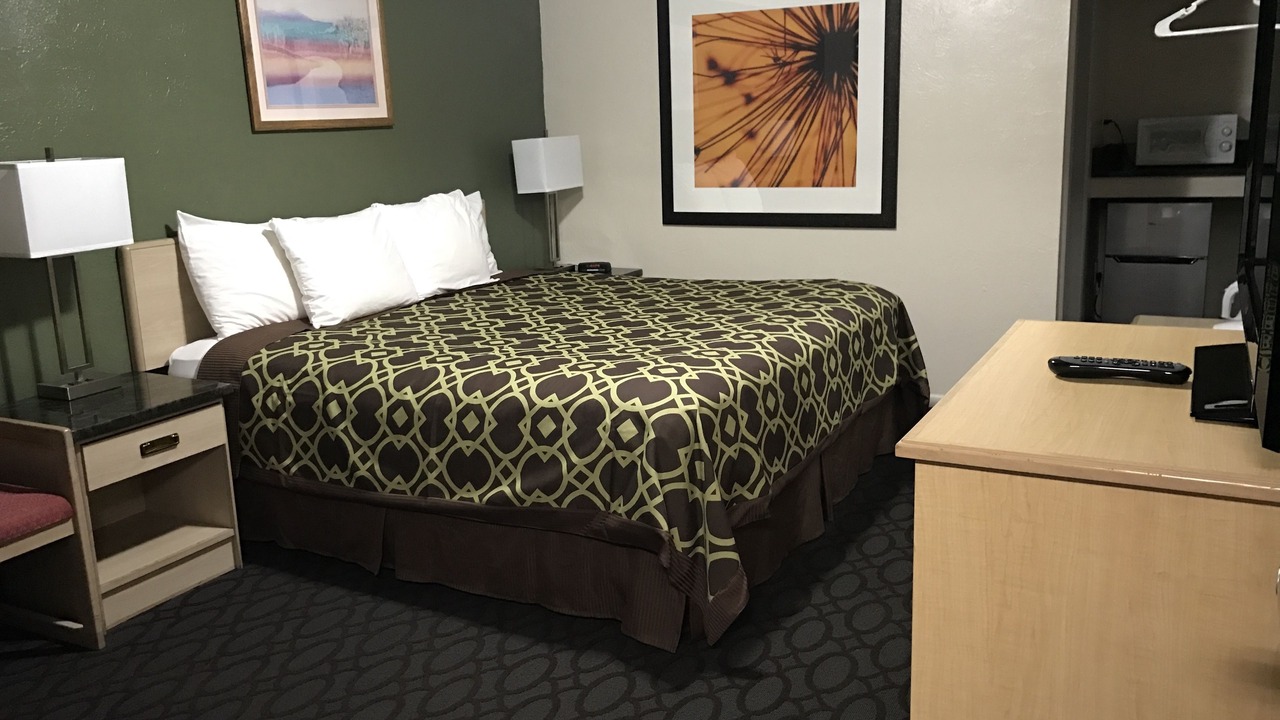 Photo of Bedroom in Downtown Eugene