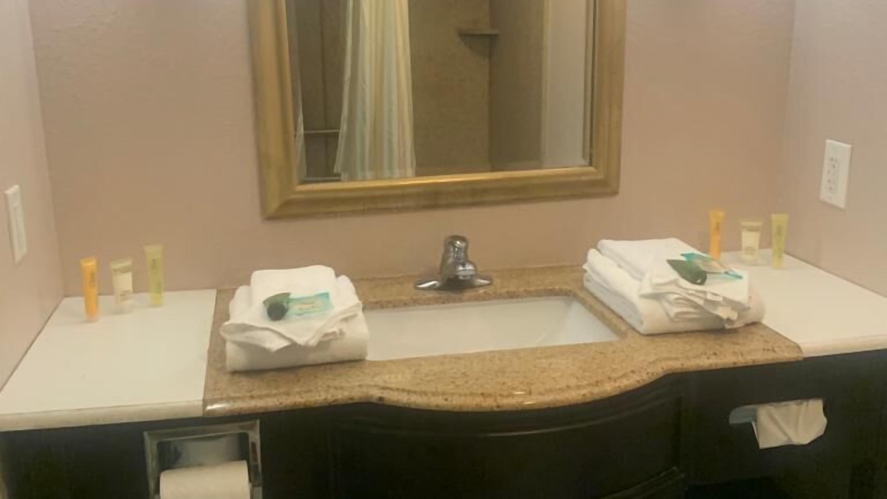 Photo of Bathroom in Tavares