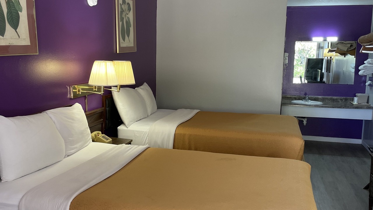 Photo of Bedroom in Greenup