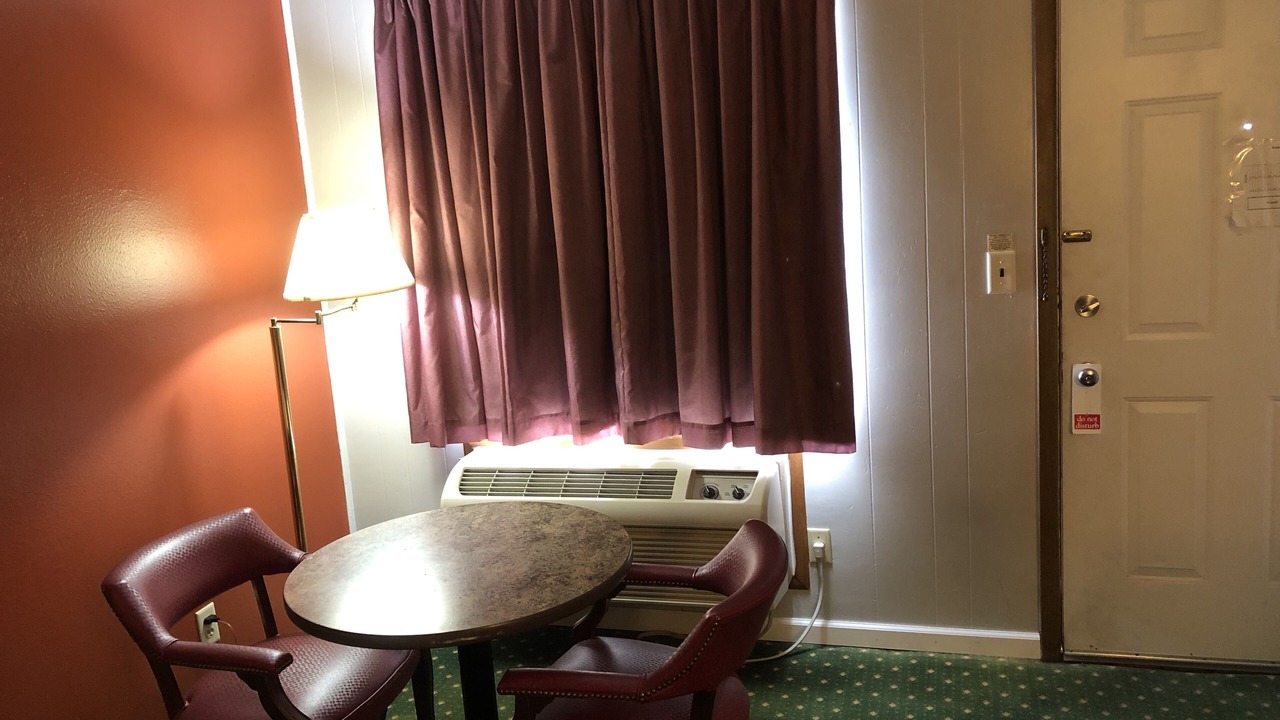 Photo of Livingroom in Greenup