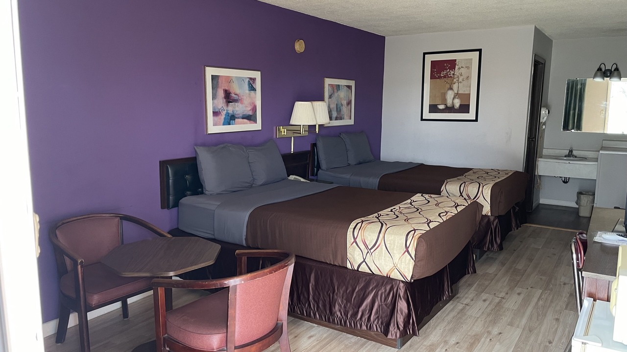 Photo of Bedroom in Greenup