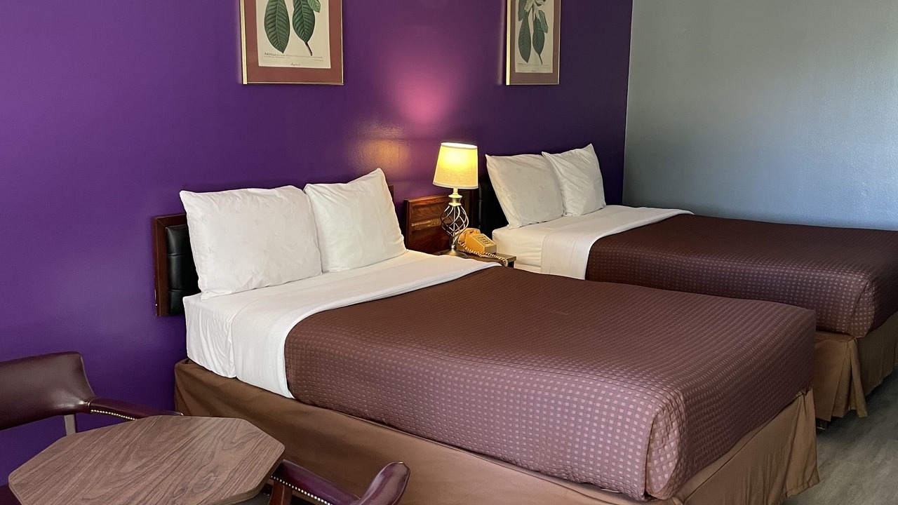 Photo of Bedroom in Greenup