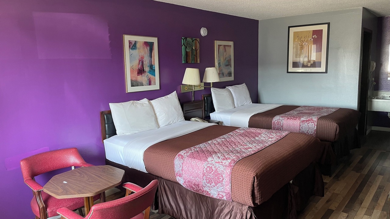 Photo of Bedroom in Greenup