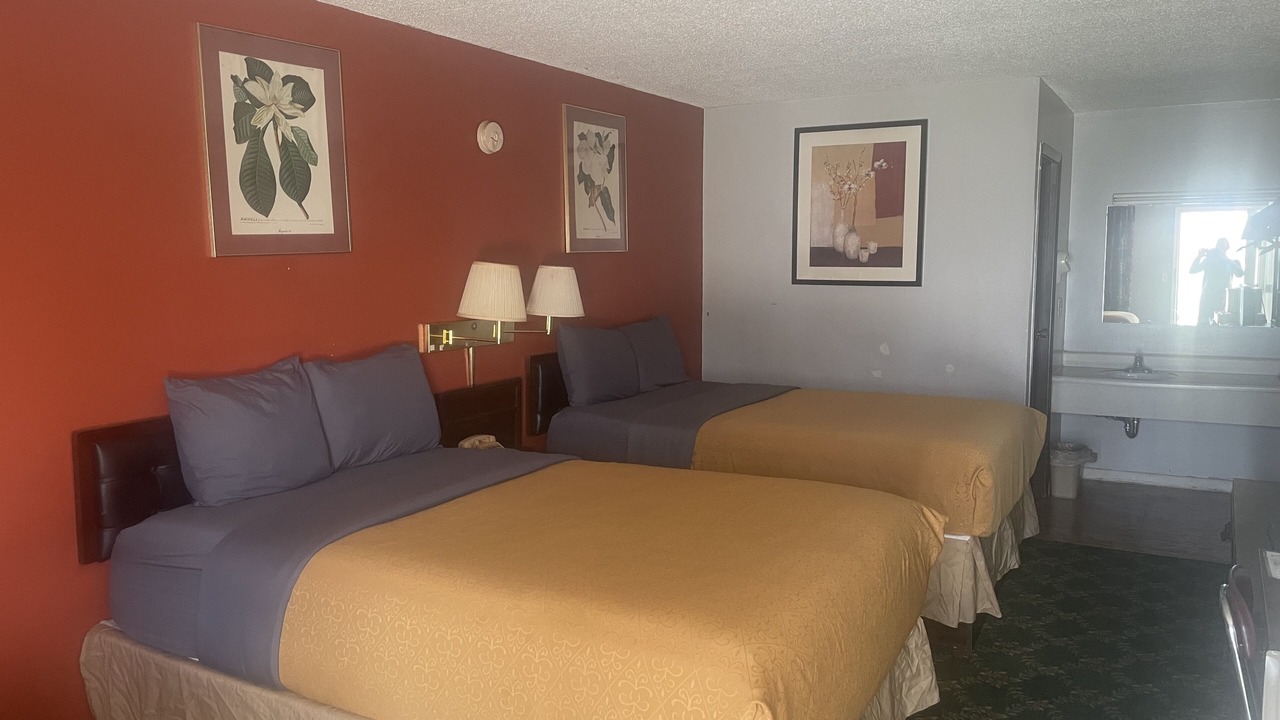 Photo of Bedroom in Greenup