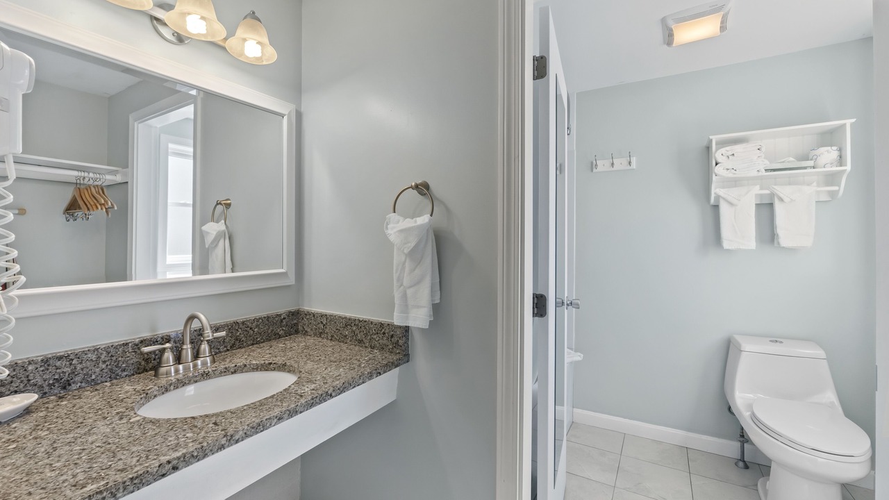 Photo of Bathroom in Ogunquit - Wells
